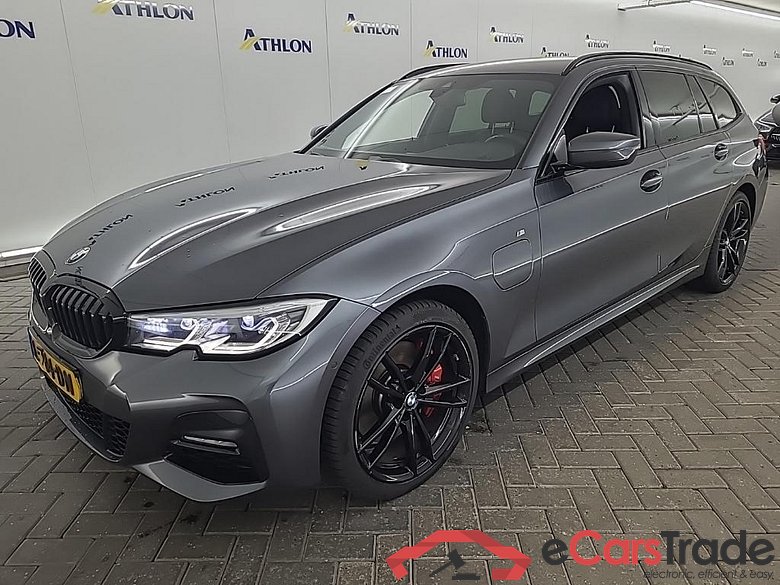 BMW 3-serie Touring 330e 5D 215kW