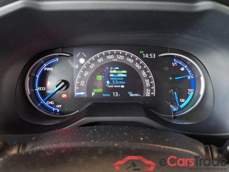 TOYOTA RAV4 / 2018 / 5P / CROSSOVER PLUG-IN 2.5 PHEV 306CV ECVT DYNAMIC+ 4WD #4