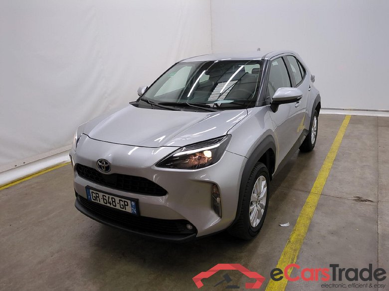 TOYOTA Yaris Cross Hybride / 2021 / 5P / SUV 1.5 HYBRID 116H DYNAMIC BUSINESS BEY AWD #1