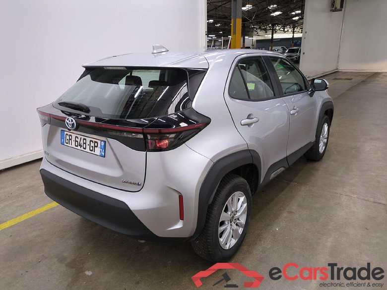 TOYOTA Yaris Cross Hybride / 2021 / 5P / SUV 1.5 HYBRID 116H DYNAMIC BUSINESS BEY AWD #3