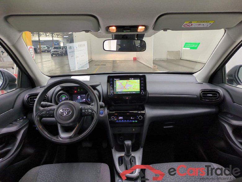 TOYOTA Yaris Cross Hybride / 2021 / 5P / SUV 1.5 HYBRID 116H DYNAMIC BUSINESS BEY AWD #5