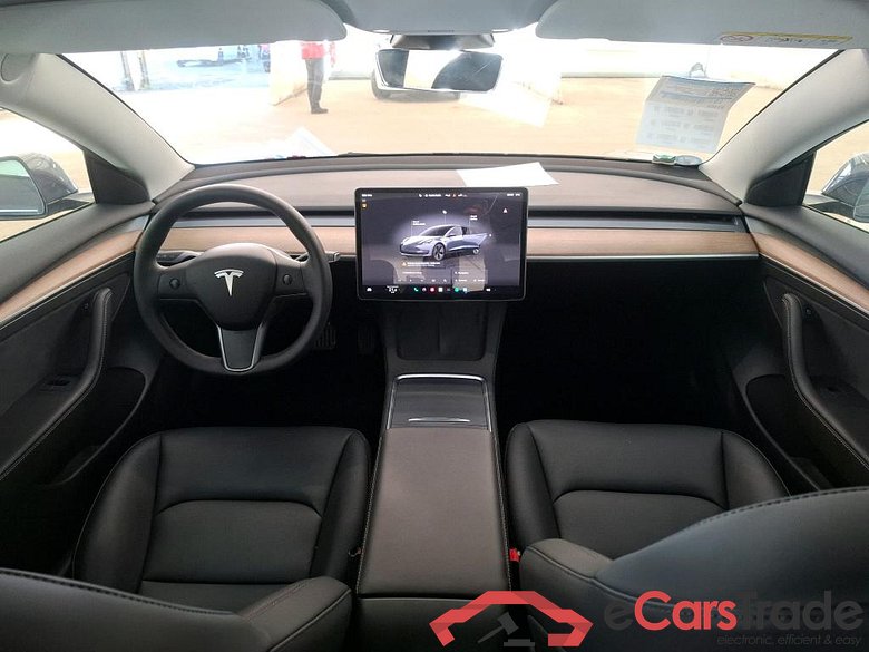 TESLA Model 3  2018  4P  Berline Propulsion #5