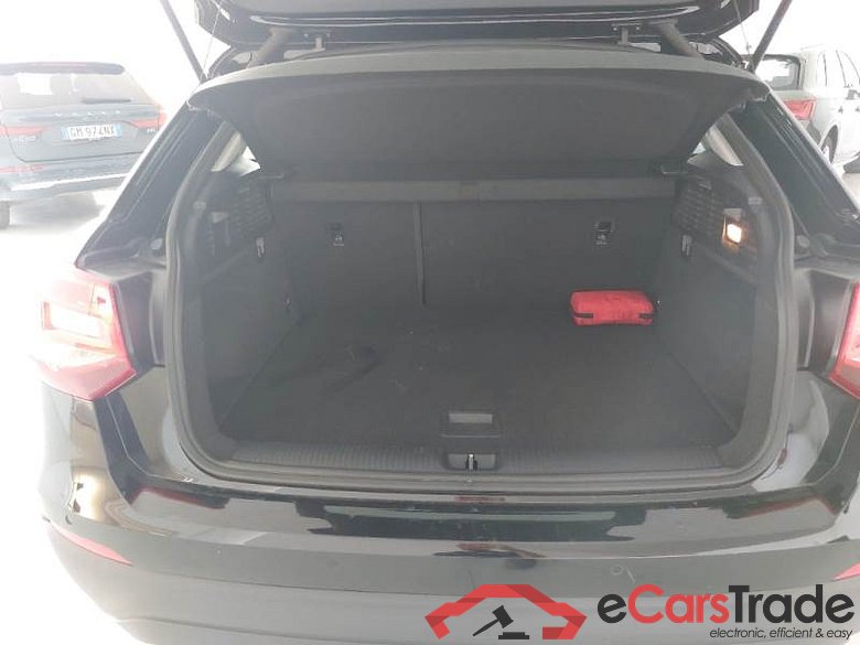 AUDI Q2 / 2016 / 5P / SUV 1.6 30 TDI BUSINESS S TRONIC #5