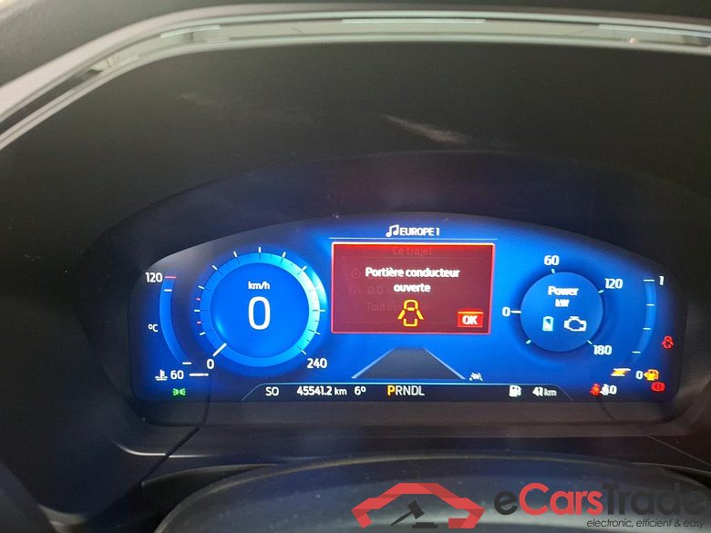 FORD Kuga / 2019 / 5P / SUV 2.5 190 hybrid Flexifuel Pshift ST-Line #6