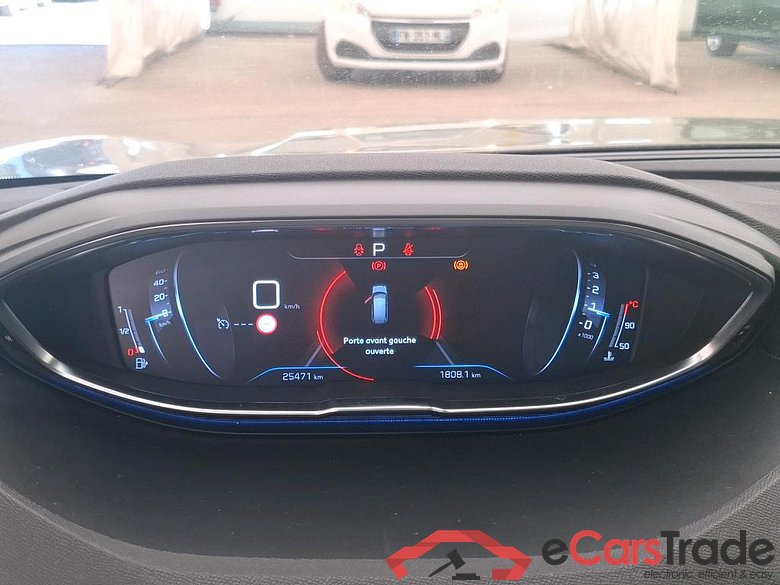5008 Allure Business 1.2 PureTech 130CV BVA8 E6d #6