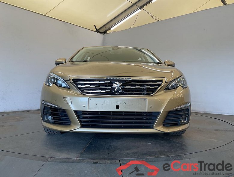PEUGEOT 308 1.2 PureTech Allure #6