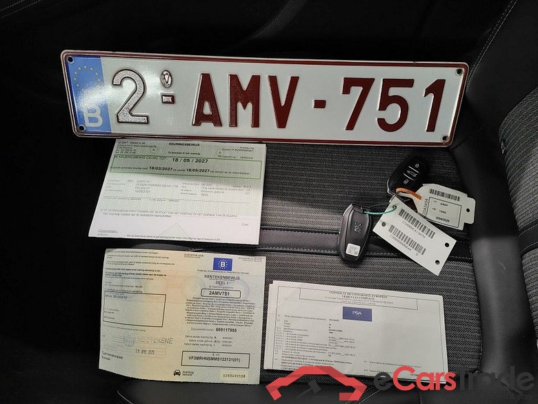 Peugeot 3008 1.2 PureTech 96kW S&S Allure Pack 5d #4