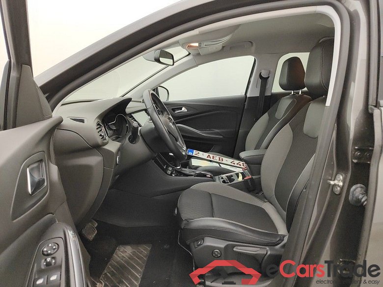 Opel Grandland X 1.5 Turbo D D S/S AT8 Elegance 5d #3