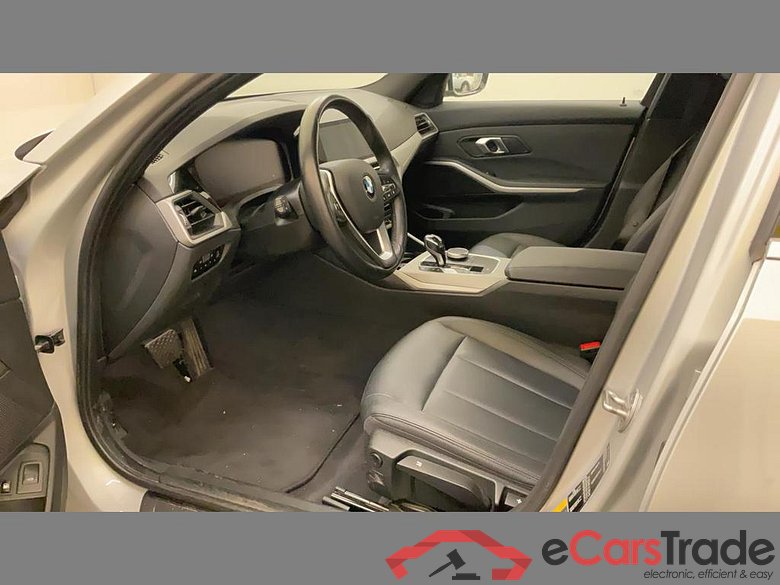 BMW 330e Plug-In Hybrid Aut. LED-Xenon LC-Pro Navi Hi-Fi Leather KeylessGo Klima PDC ... #2