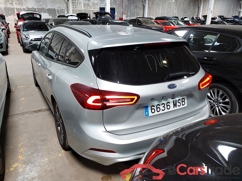 FORD Focus SPORTBREAK 1.0 Ecoboost MHEV 114KW (155CV) Automát ST Line #2