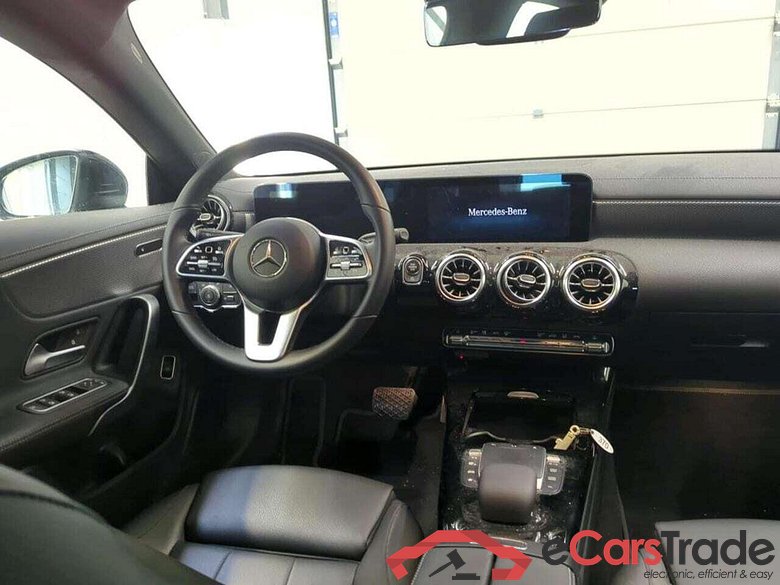 MERCEDES-BENZ CLA-klasse 200 d Bns Sol. Lux. #3