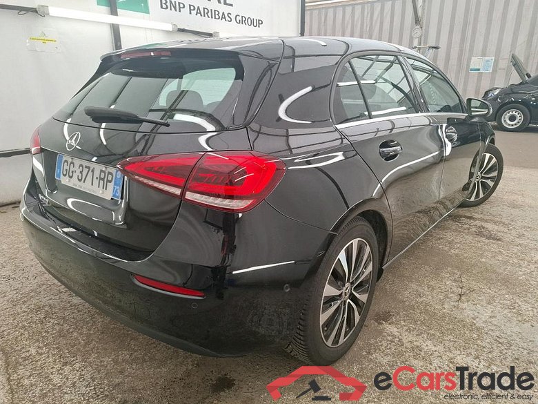 MERCEDES-BENZ Classe A Compact / 2018 / 5P / Berline A 200 Business Line 7G-DCT #3