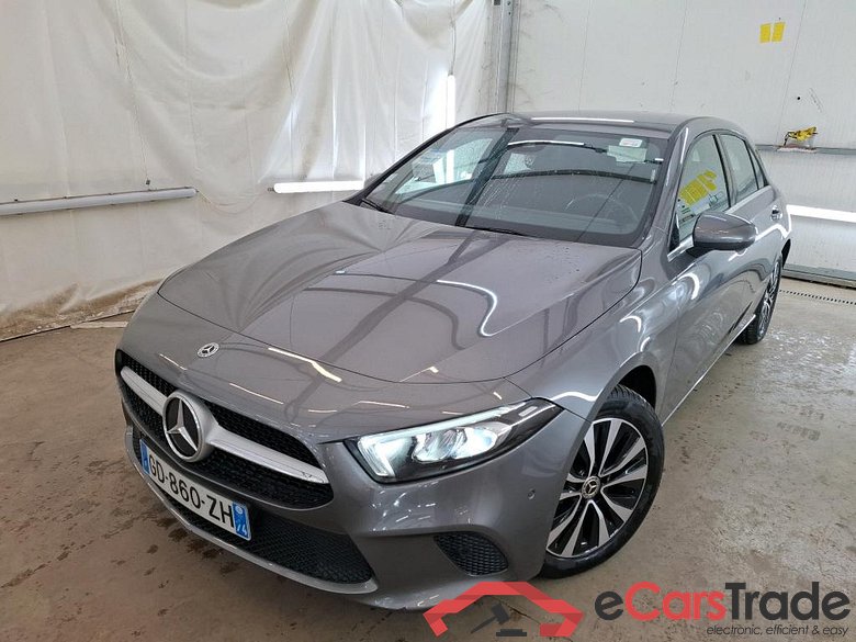 MERCEDES BENZ Classe A Compact 2018 5P Berline A 250 e Business Line 8GDCT #1