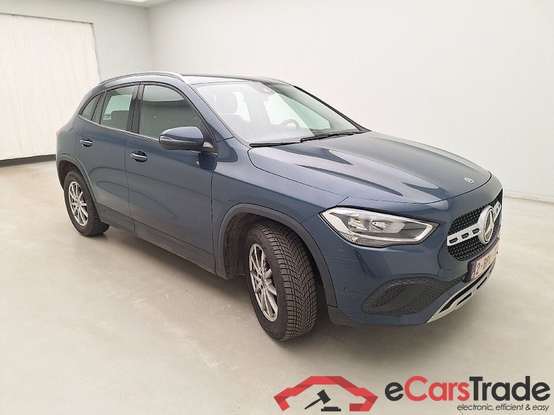 Mercedes GLA 180d Aut. Widescreen Navi 1/2 Leather KeylessGo Camera Klima PDC ... #2