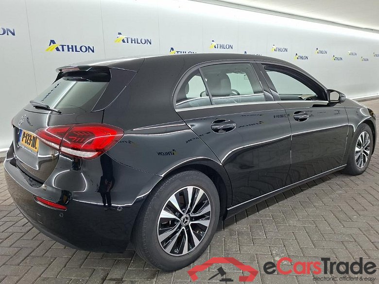 MERCEDES-BENZ A-klasse A 180 7G-DCT Business Solution 5D 100kW #3