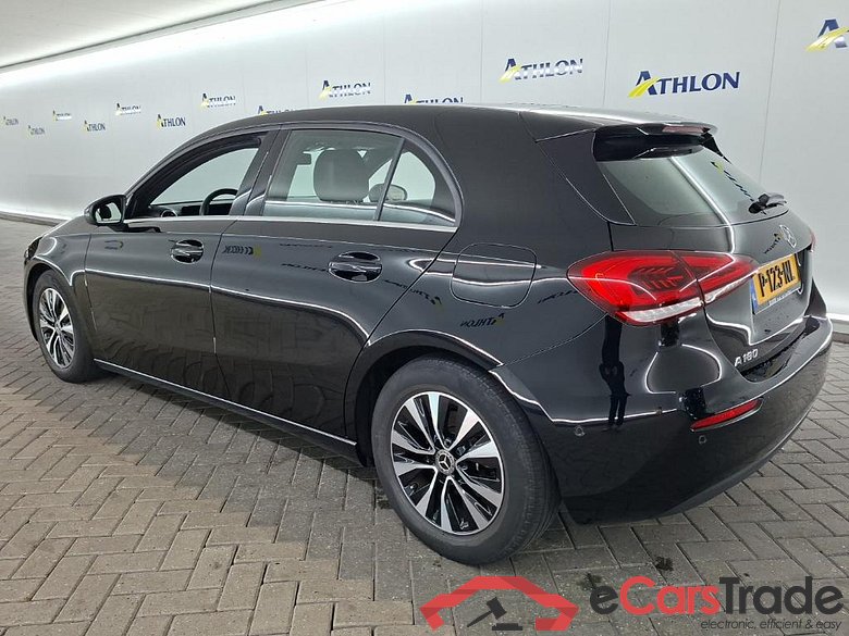 MERCEDES-BENZ A-klasse A 180 7G-DCT Business Solution 5D 100kW #4