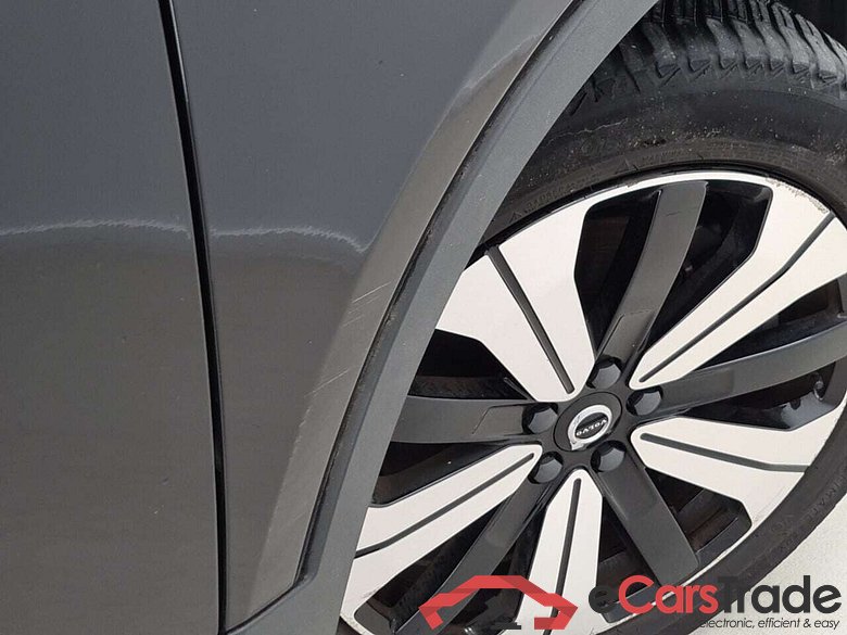 VOLVO XC40 RECHARGE CORE #5