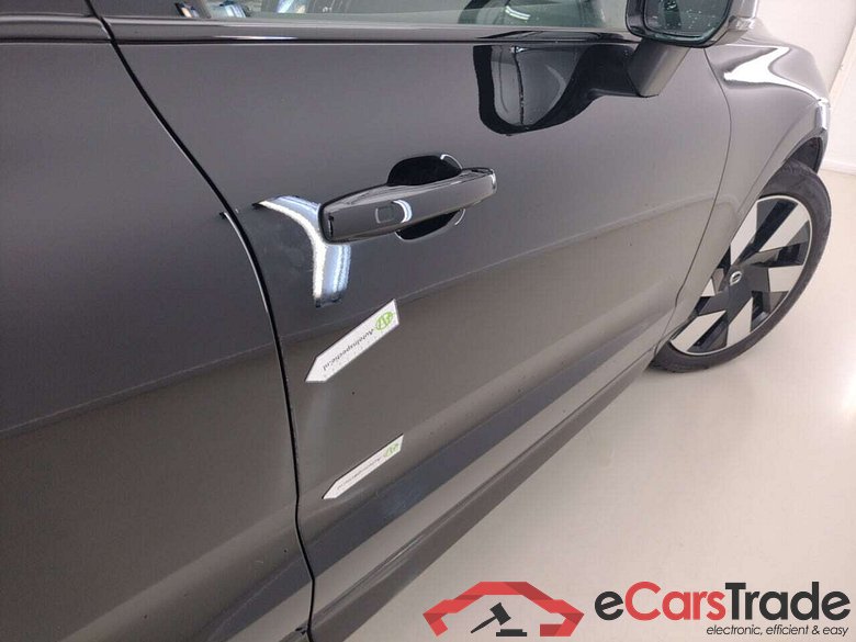 VOLVO XC60 2.0 T6 PHEV ULTIMATE DARK AWD #6
