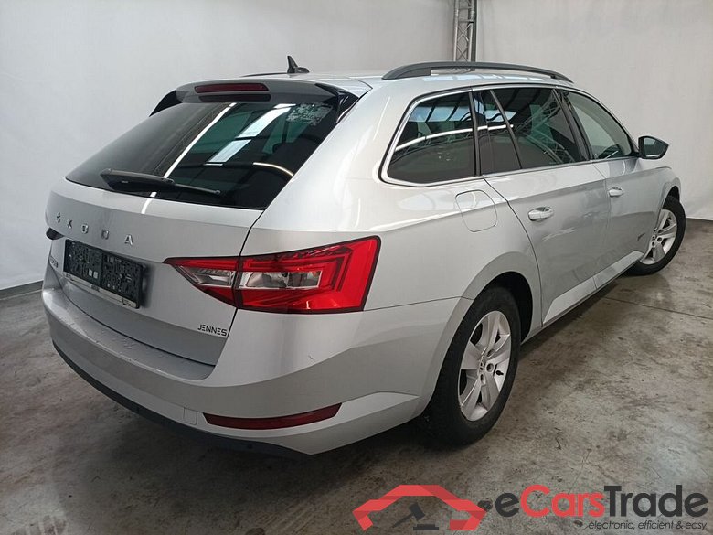 Skoda Superb Combi 1.5 TSI ACT 110kW Clever 5d #2