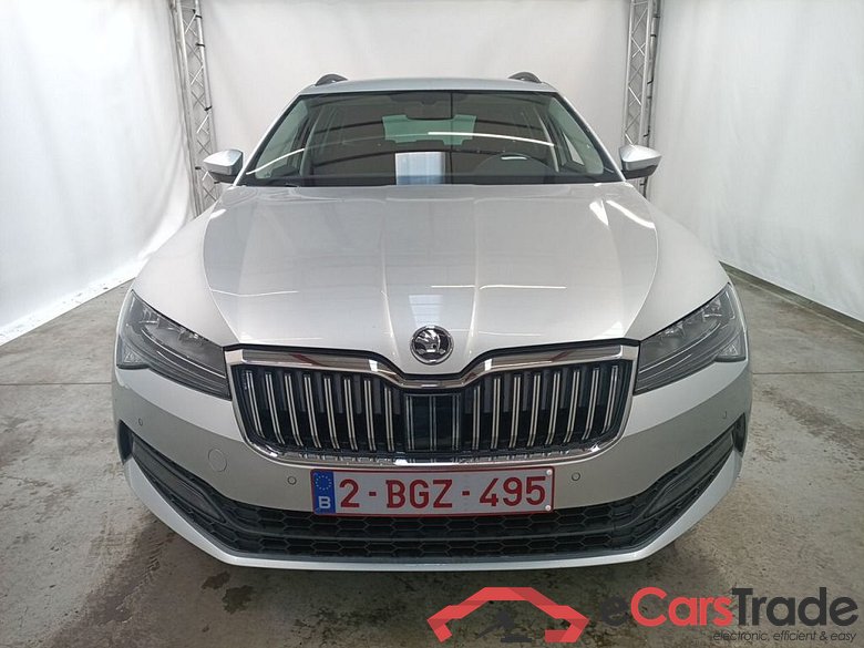 Skoda Superb Combi 1.5 TSI ACT 110kW Clever 5d #5
