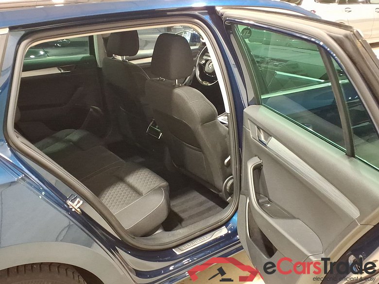 SKODA SUPERB COMBI 1.4 TSI PHEV 160KW DSG6 CLEVER #5