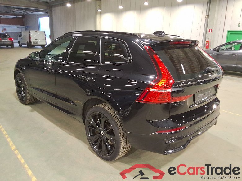 VOLVO XC60 2.0 T6 PHEV PLUS BLACK EDITION AUTO 4WD #2