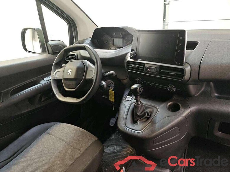 PEUGEOT Partner 1.2 PT. Premium #3