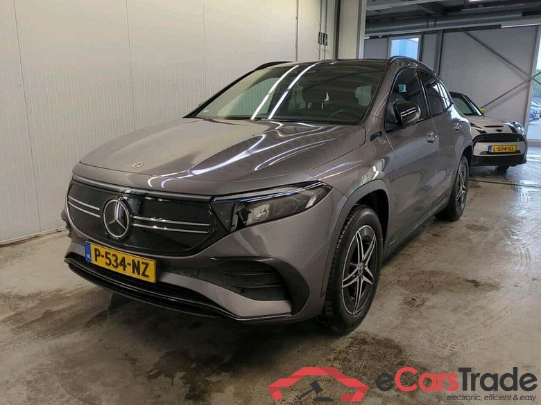 MERCEDES-BENZ EQA 250 Bns Sol. AMG