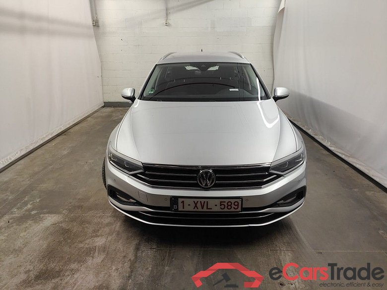 Volkswagen Passat Variant 1.6 TDI SCR DSG7 Style Business 5d #1