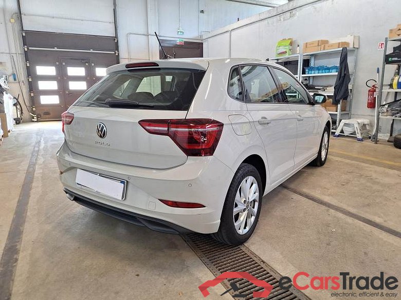 VOLKSWAGEN POLO / 2021 / 5P / BERLINA 1.0 TSI STYLE #2