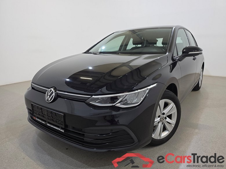 Volkswagen Golf 2.0 TDi Life Aut. LED Virtual Navi KeylessGo Klima PDC ...