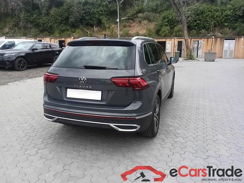 VOLKSWAGEN TIGUAN / 2020 / 5P / SUV 2.0 TDI SCR 110KW ELEGANCE DSG #2