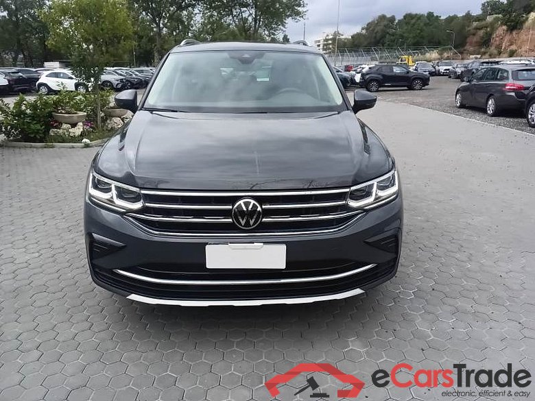 VOLKSWAGEN TIGUAN / 2020 / 5P / SUV 2.0 TDI SCR 110KW ELEGANCE DSG #6