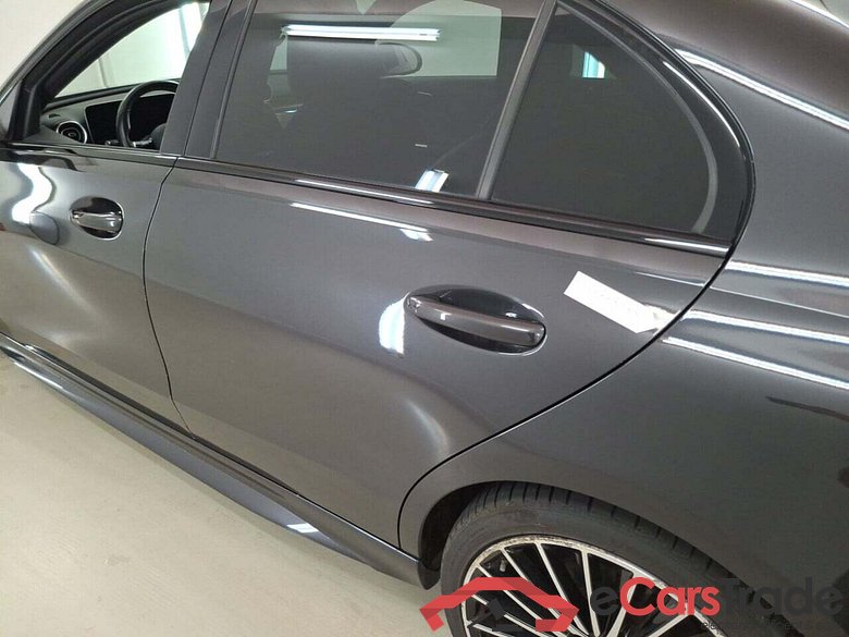 MERCEDES-BENZ C-KLASSE C220D AMG LINE AUT. #5