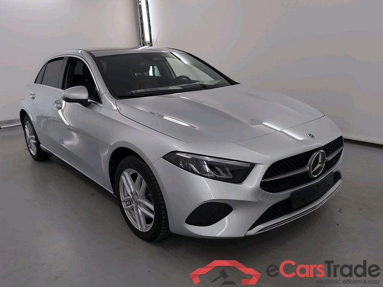 MERCEDES-BENZ A-CLASS 1.3 A 250 E PHEV LUXURY LINE DCT #2