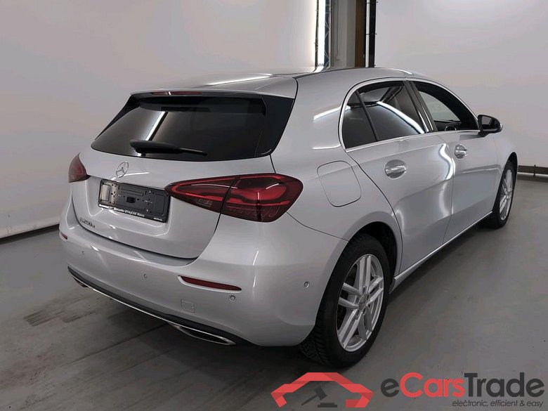 MERCEDES-BENZ A-CLASS 1.3 A 250 E PHEV LUXURY LINE DCT #4
