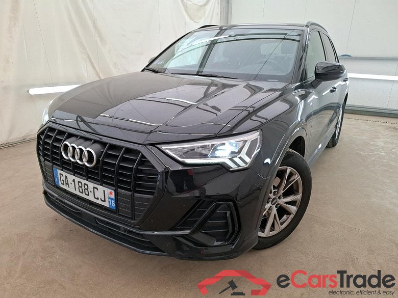 AUDI Q3 / 2018 / 5P / SUV 35 TFSI 150 MHEV S TRONIC S LINE #1