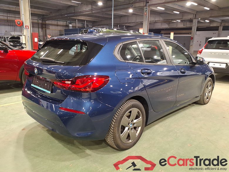 BMW 1 SERIES HATCH 1.5 116IA (80KW) #3