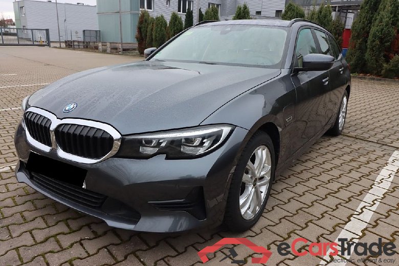 Baureihe 3 Touring 330 e Advantage 2.0 185KW AT8 E6d