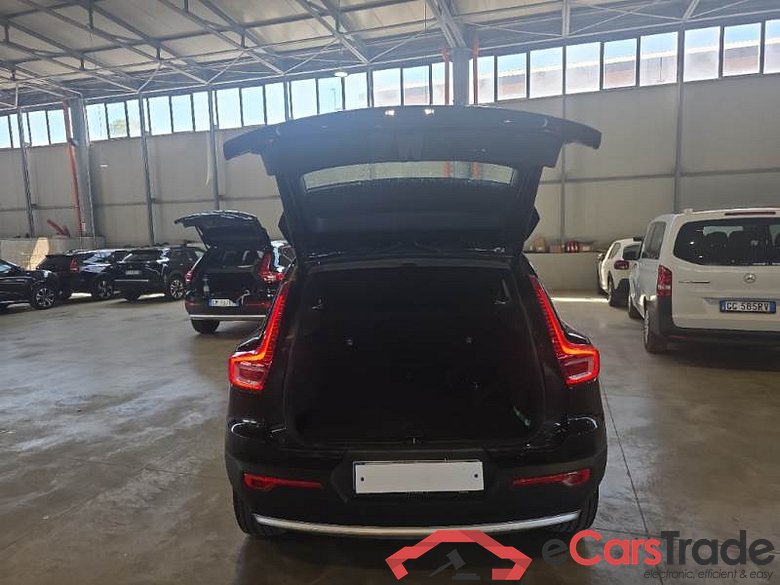 VOLVO XC40 / 2021 / 5P / SUV T5 RECHARGE PLUG-IN AUTO CORE #5