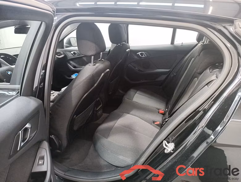 BMW 1 Reeks Hatch 120d xDrive (140 kW) 5d #3