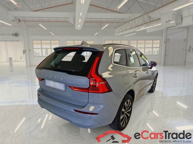 VOLVO XC60 / 2021 / 5P / SUV B4 D AUTOMATICO CORE #2