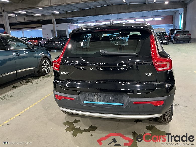 VOLVO XC40 1.5 T2 ESSENTIAL #5