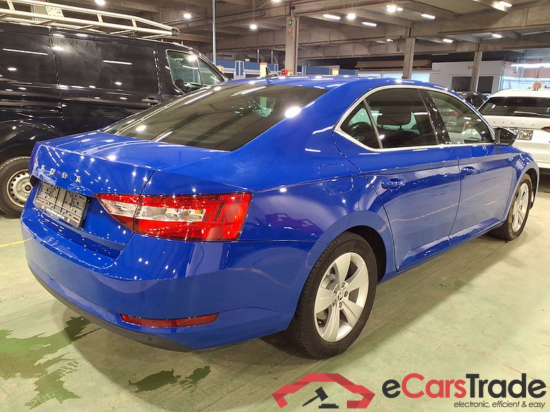 SKODA SUPERB DIESEL - 2019 2.0 CR TDi Style #4