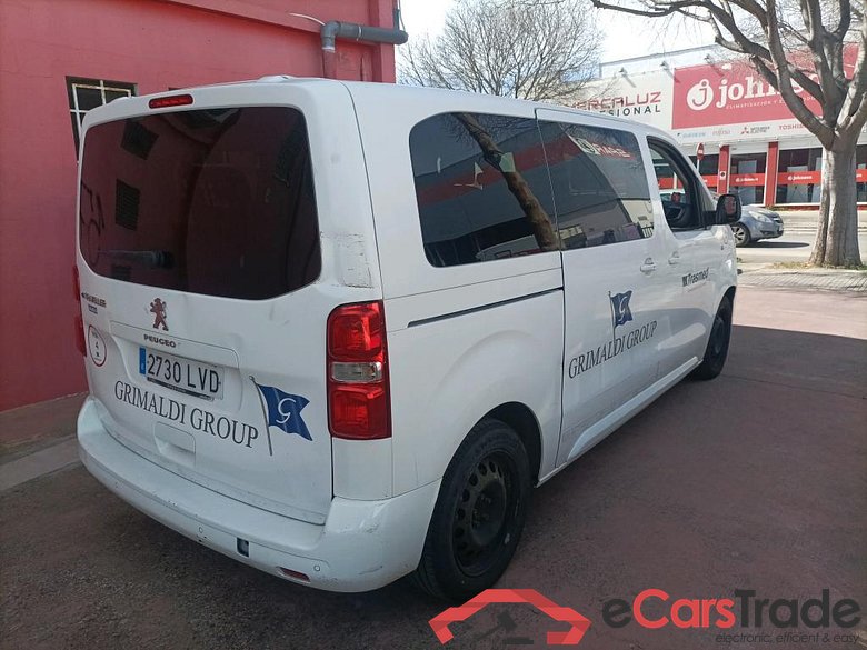 PEUGEOT e-Traveller / 2016 / 5P / monovolumen Business Elect 100kW Bat 75 kWh Standard #2