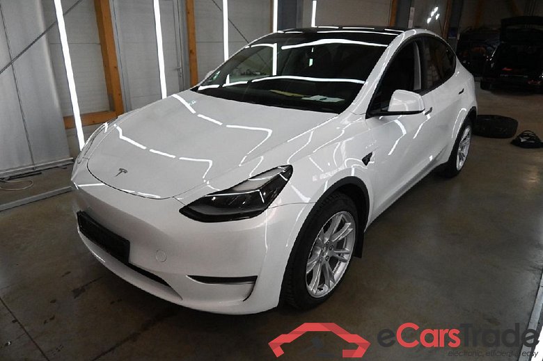 TESLA Model Y Long Range Dual Motor AWD 5d 378kW