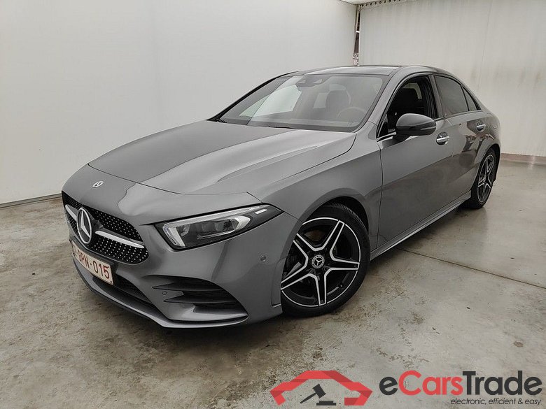 Mercedes-Benz A-Klasse Limousine A 180d DCT Business Solution 4d