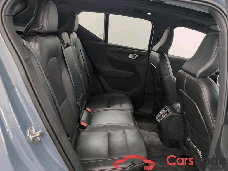 VOLVO XC40 78 KWH P8 AWD RECHARGE R-DESIGN #6