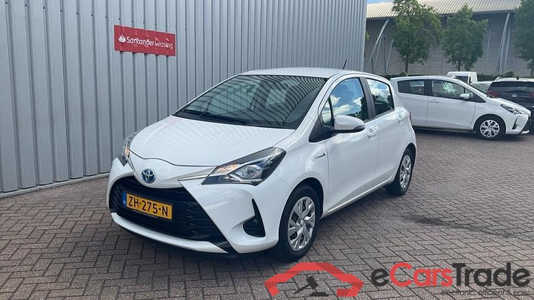 TOYOTA YARIS 1.5vvti hybrid active 74kW cvt aut