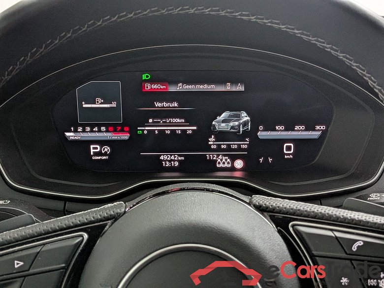 AUDI A4 AVANT 35 TFSI S ed comp #6